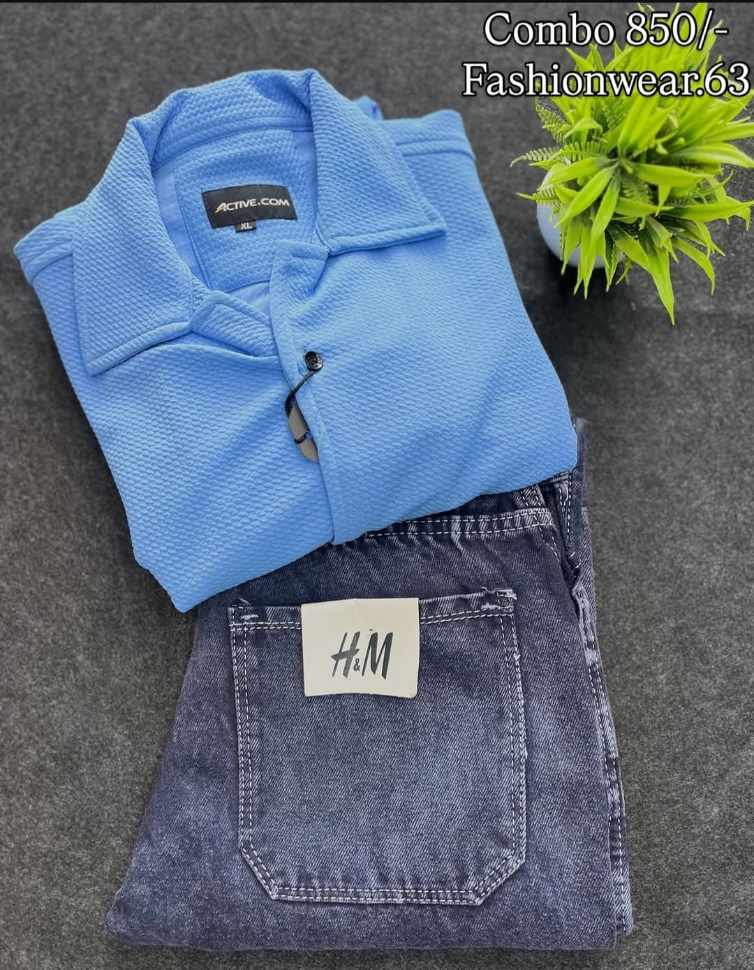 Baggy Jeans & Shoulder Shirt Combo